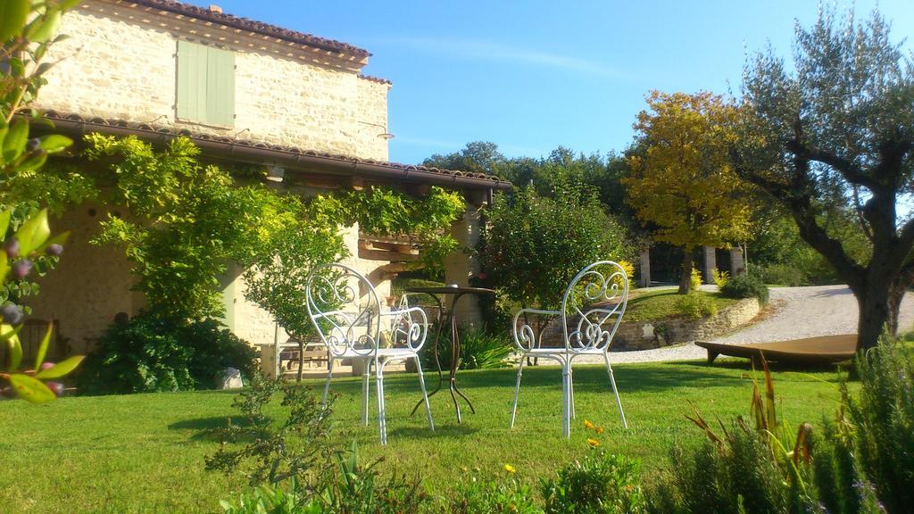 Poggio Dei Prugnoli Bed and Breakfast Tavoleto Εξωτερικό φωτογραφία