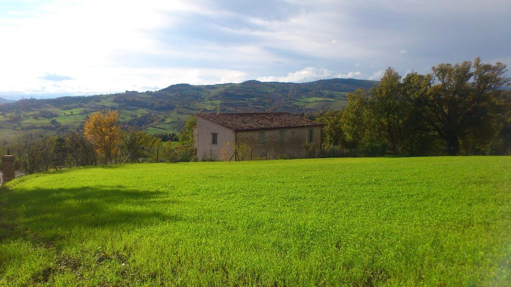 Poggio Dei Prugnoli Bed and Breakfast Tavoleto Εξωτερικό φωτογραφία