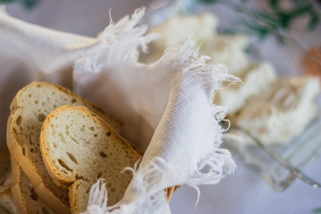 Poggio Dei Prugnoli Bed and Breakfast Tavoleto Εξωτερικό φωτογραφία